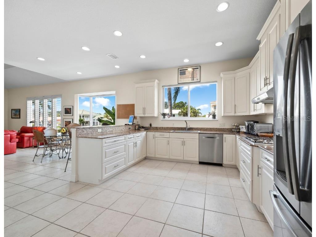 573 Spinnaker Lane Longboat Key FL 34228 - SARASOTA BAY A4668083 image15