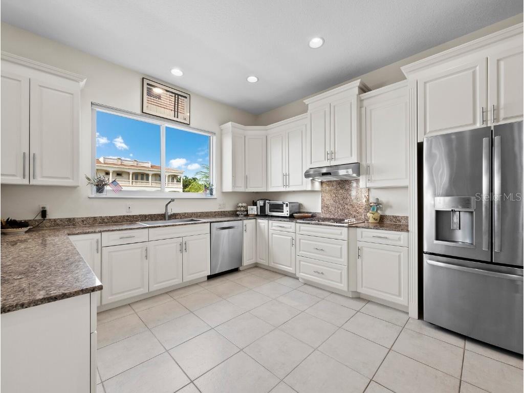 573 Spinnaker Lane Longboat Key FL 34228 - SARASOTA BAY A4668083 image16