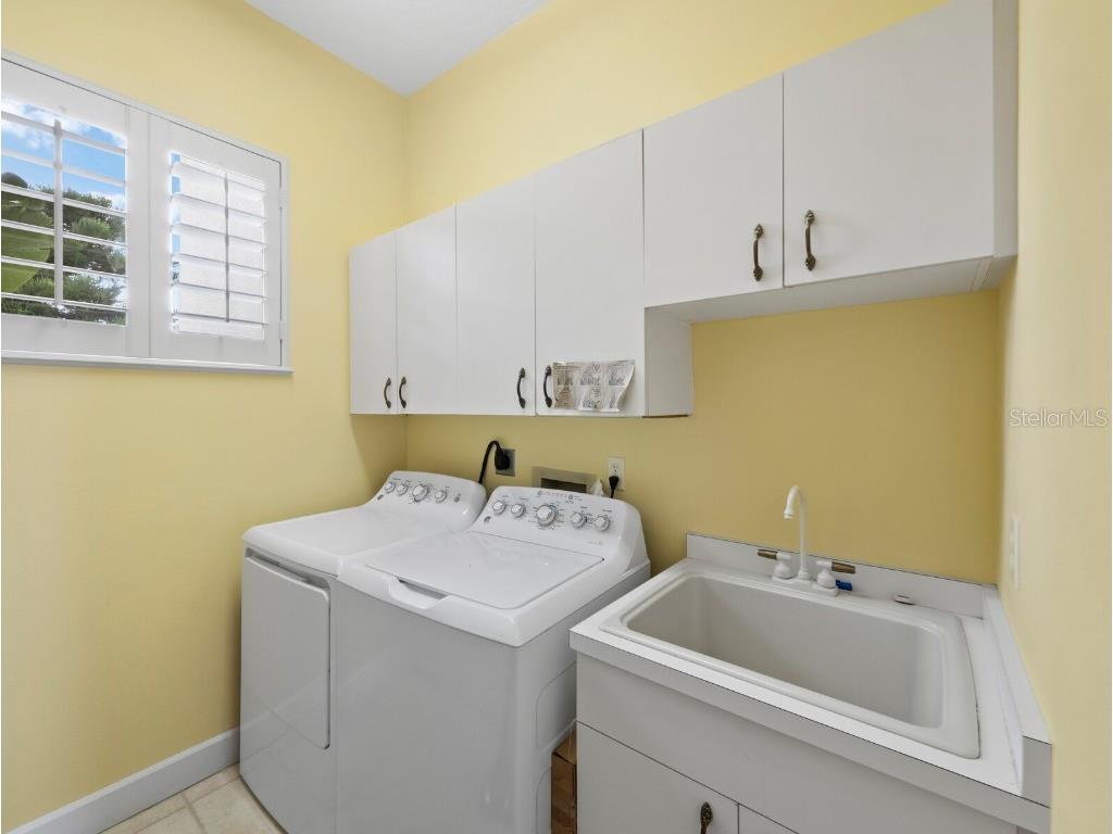 573 Spinnaker Lane Longboat Key FL 34228 - SARASOTA BAY A4668083 image38