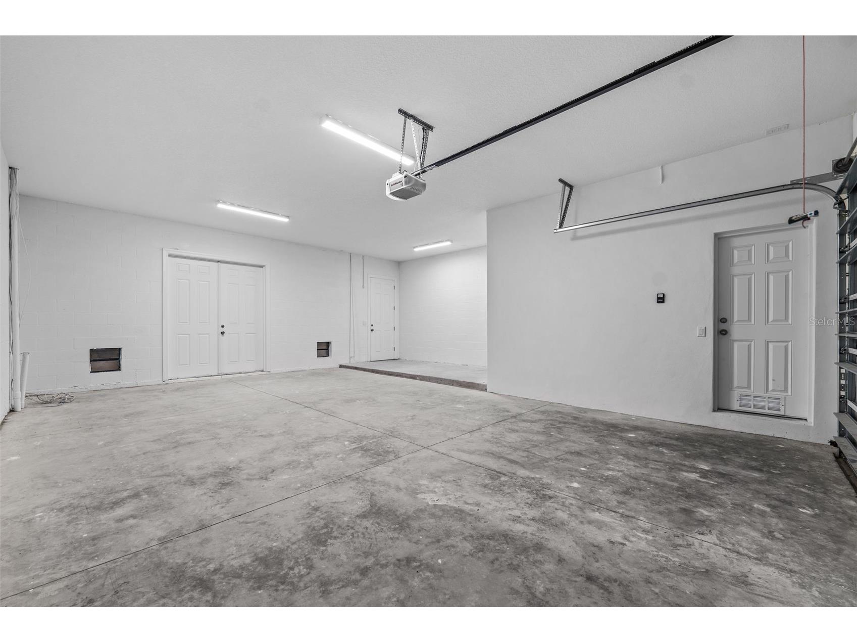 5730 Biscayne Court #6 New Port Richey FL 34652 W7882156 image24