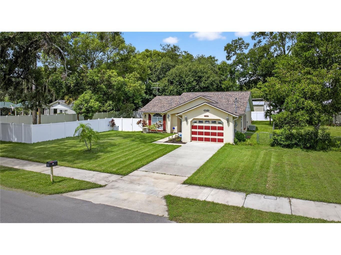 5731 17th Street Zephyrhills FL 33542 TB8413194 image2