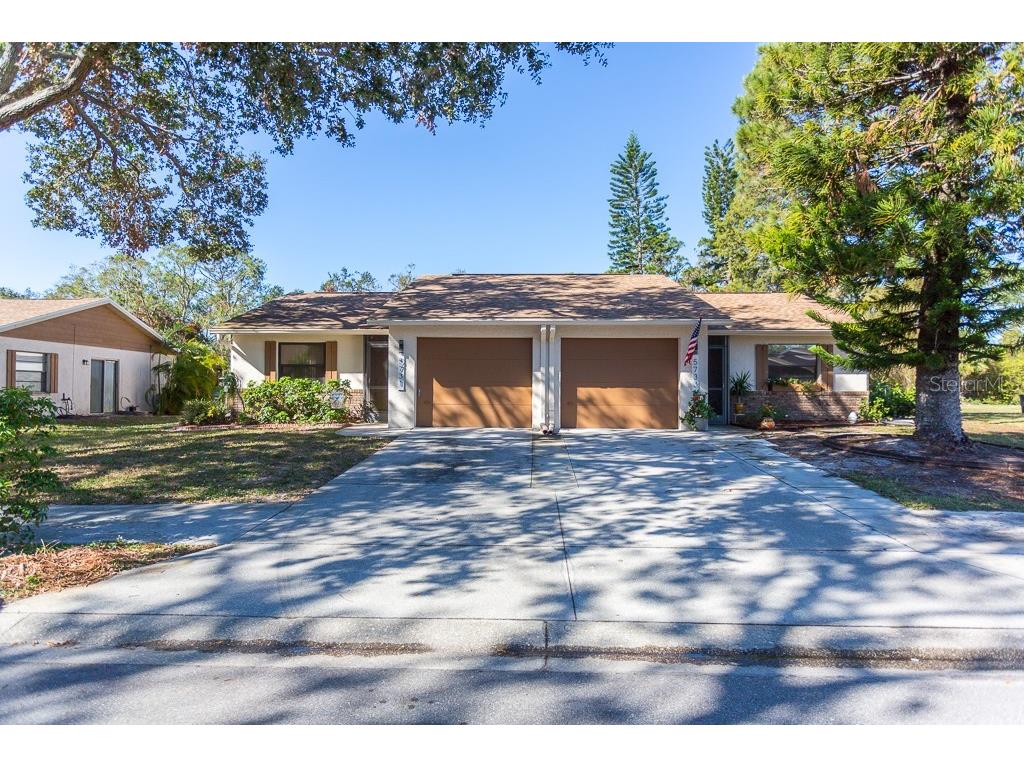 5731 Deer Hollow Trail #1-A Sarasota FL 34232 A4629366 image1