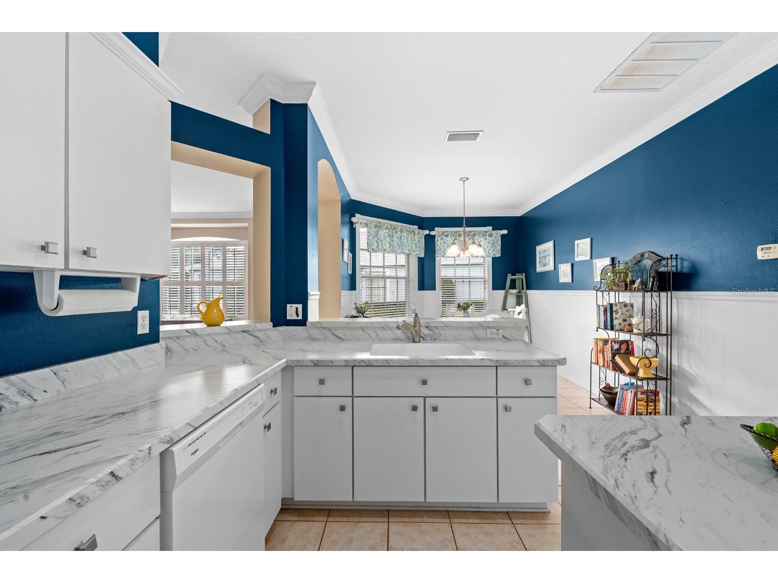 5731 Heronpark Place Lithia FL 33547 TB8519368 image10
