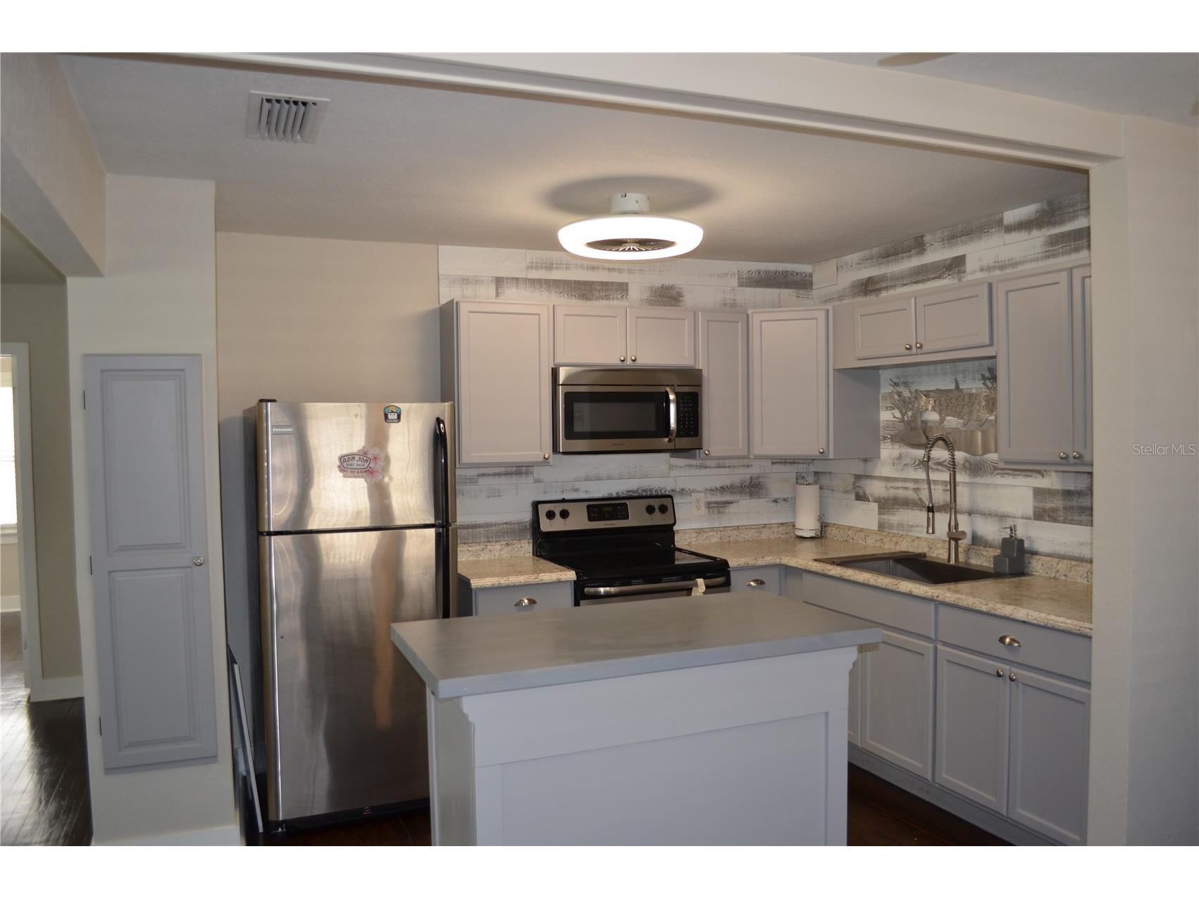 5731 Michigan Avenue New Port Richey FL 34652 - COTEE RIVER TB8480303 image14