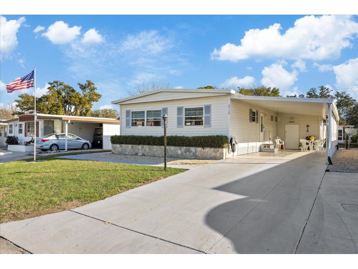 5732 Columbia Drive New Port Richey FL 34652 W7872338 image1