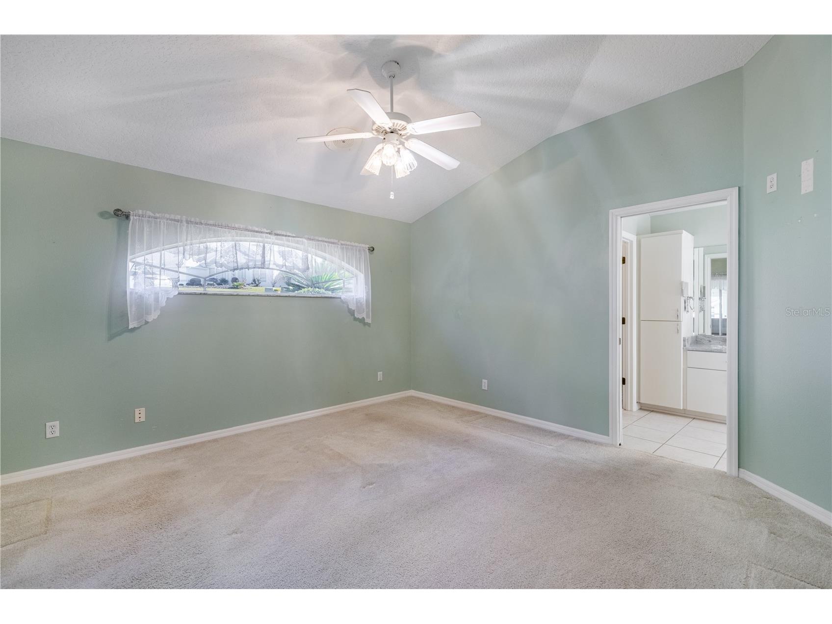 5732 Freeport Drive Tavares FL 32778 - LITTLE LAKE HARRIS G5108407 image13