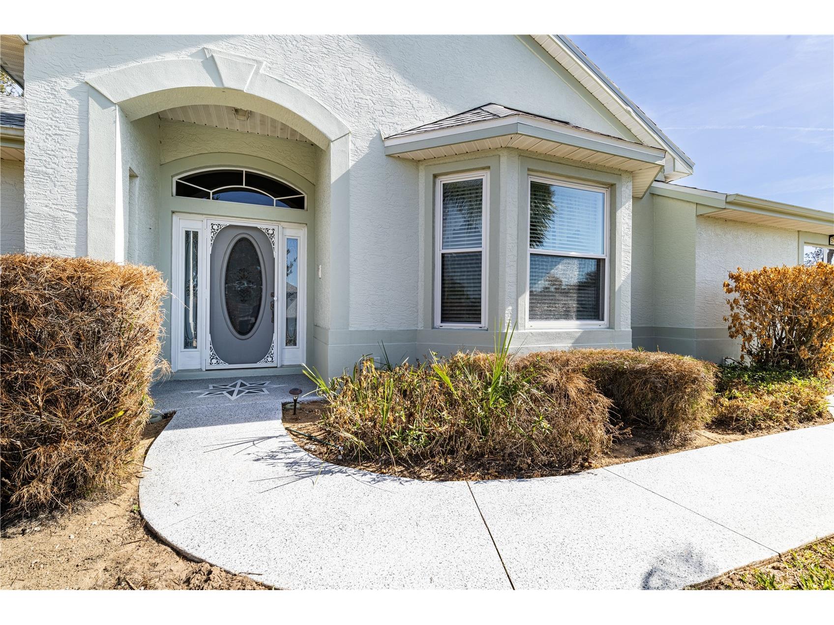 5732 Freeport Drive Tavares FL 32778 - LITTLE LAKE HARRIS G5108407 image2