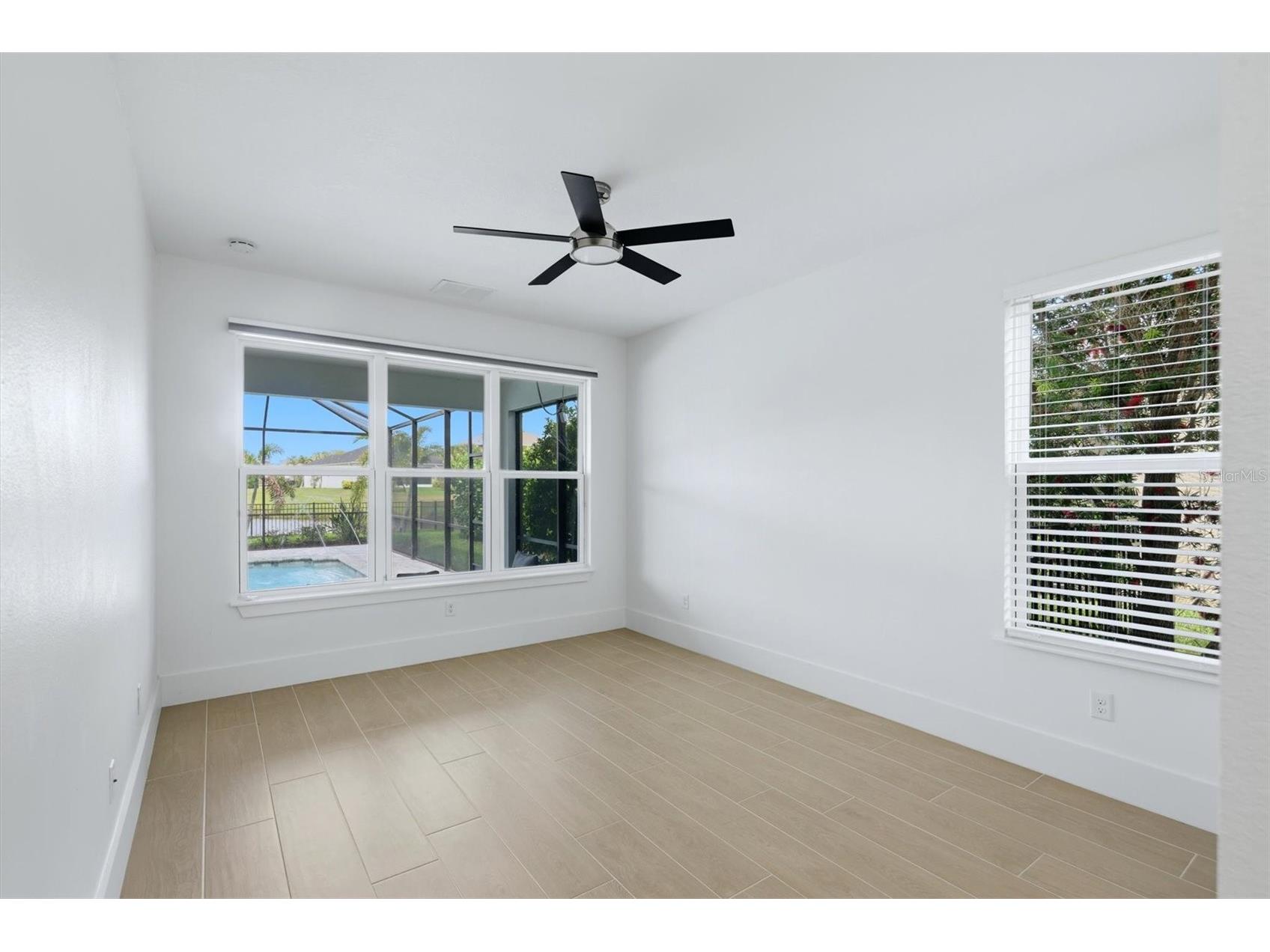 5732 Liatris Circle Sarasota FL 34238 A4687701 image33