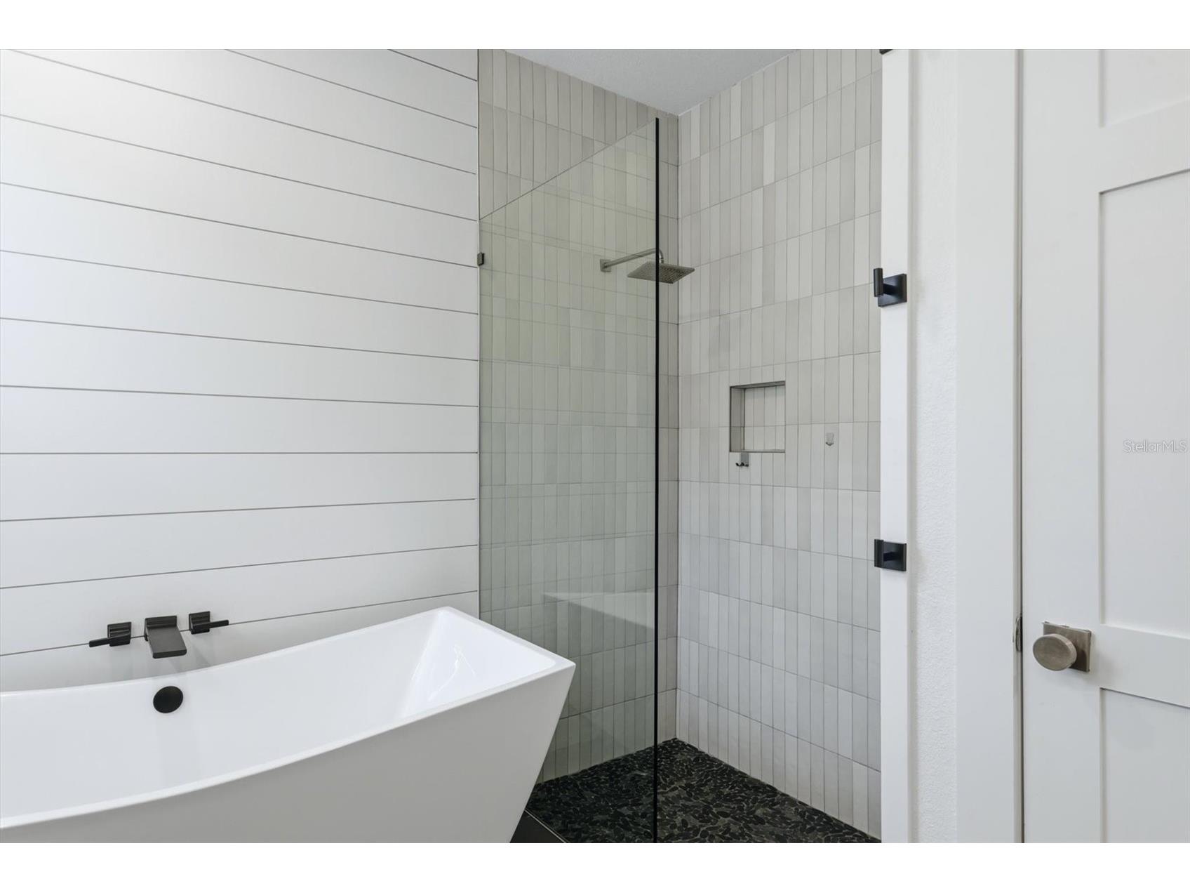 5732 Liatris Circle Sarasota FL 34238 A4687701 image36