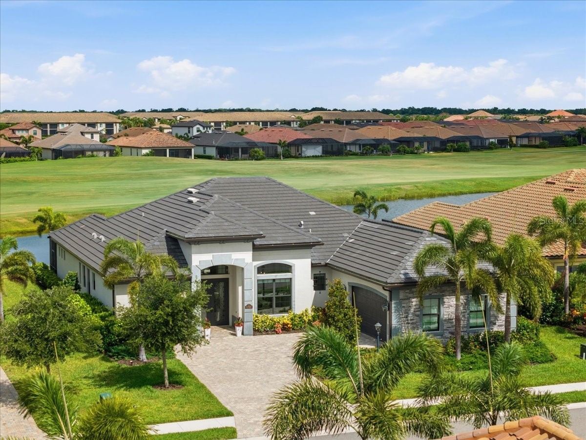 5732 Mulligan Way Lakewood Ranch FL 34211 A4694306 image1