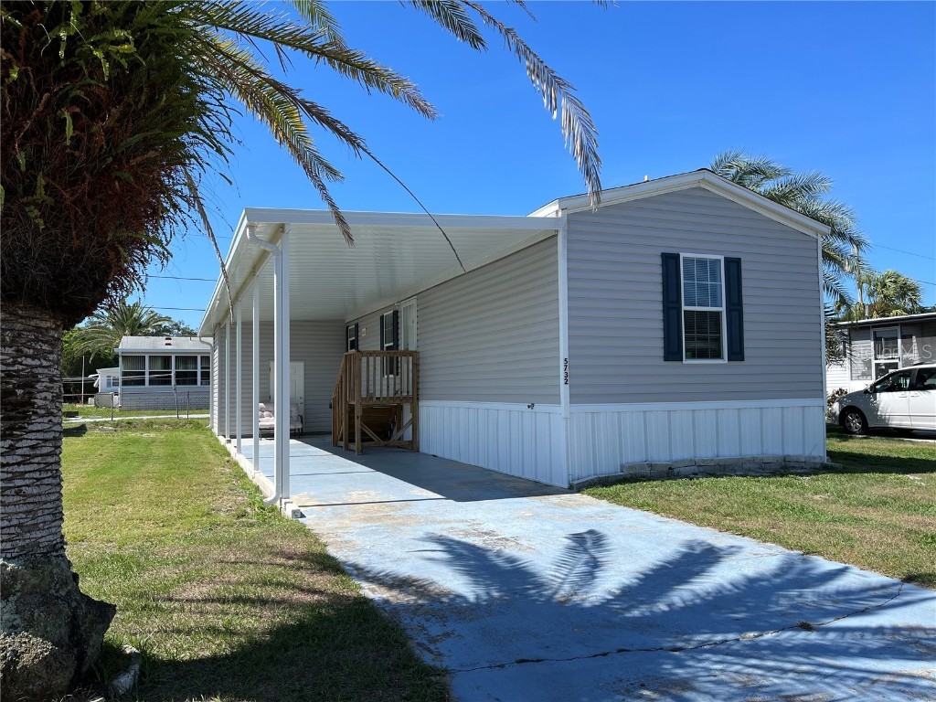 5732 Sunshine Park Drive New Port Richey FL 34652 W7854715 image1