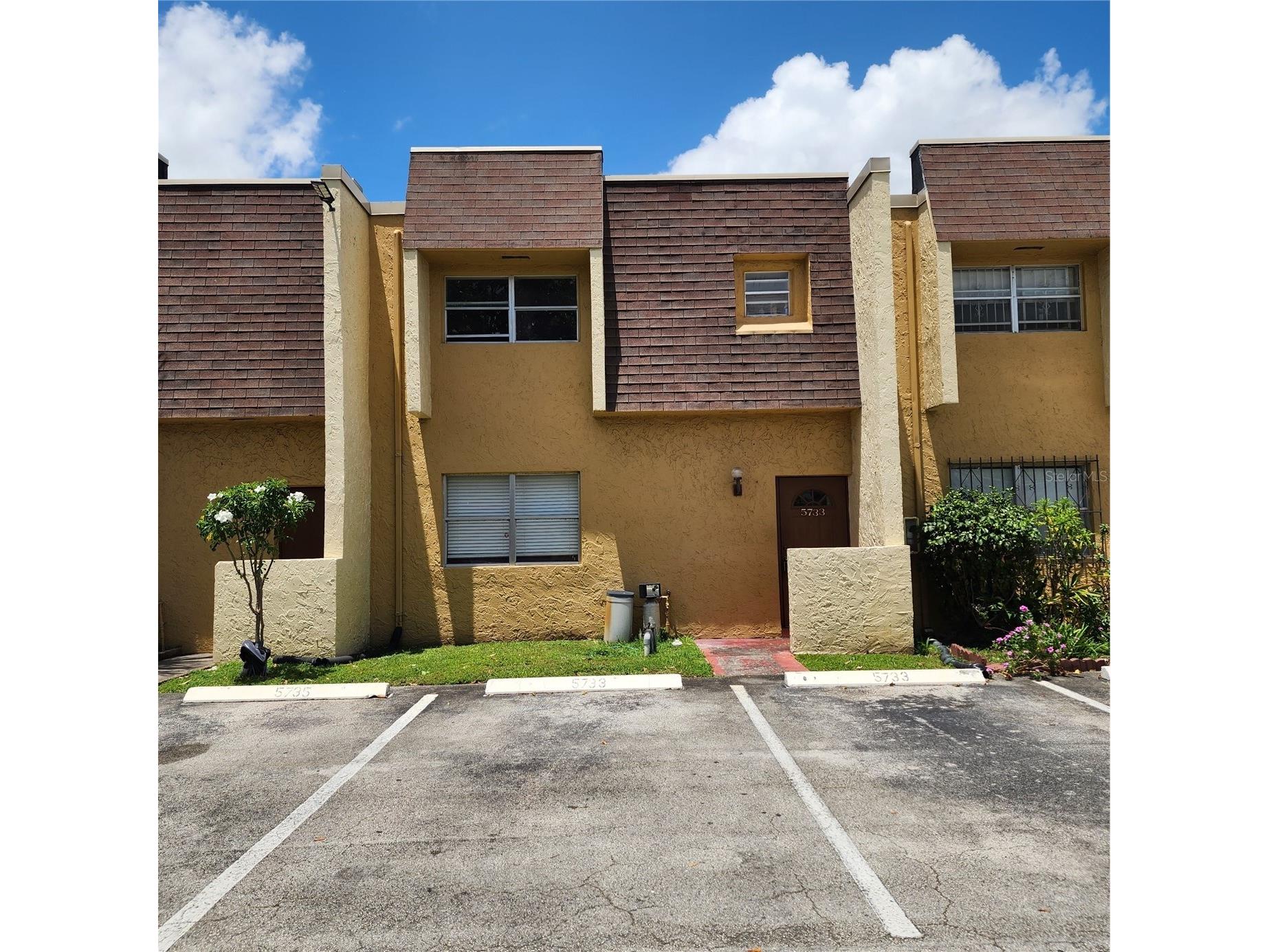 5733 Blueberry Court #119 Lauderhill FL 33313 C7525483 image1