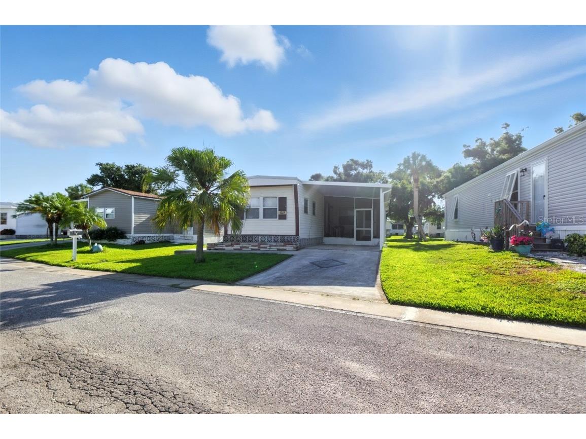 5733 Holiday Park Boulevard North Port FL 34287 C7513737 image1