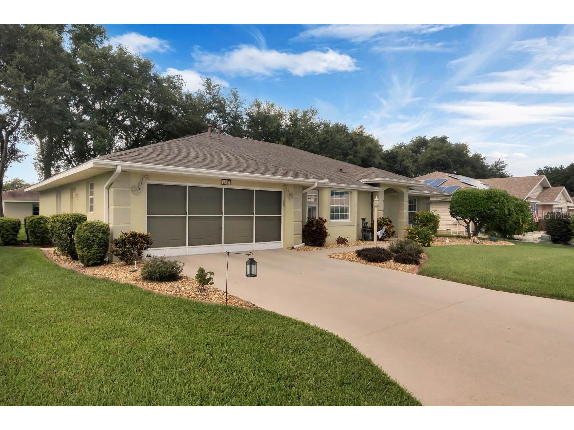 5733 King James Avenue Leesburg FL 34748 G5058093 image1