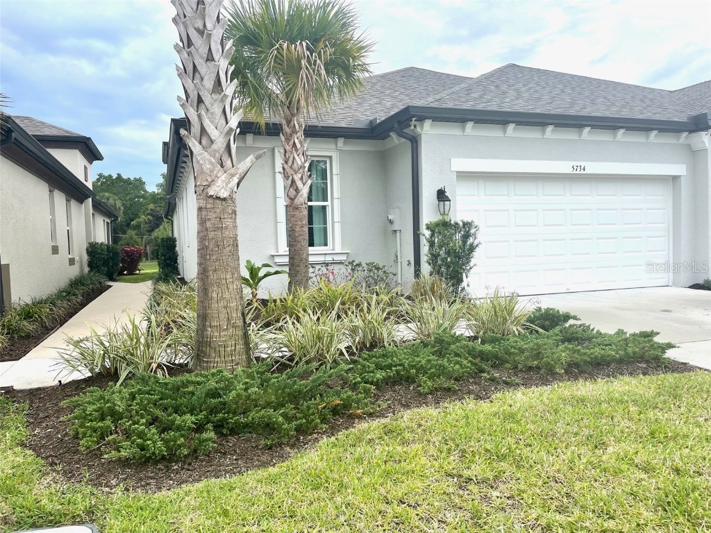 5734 Amberly Drive Bradenton FL 34208 A4552217 image1