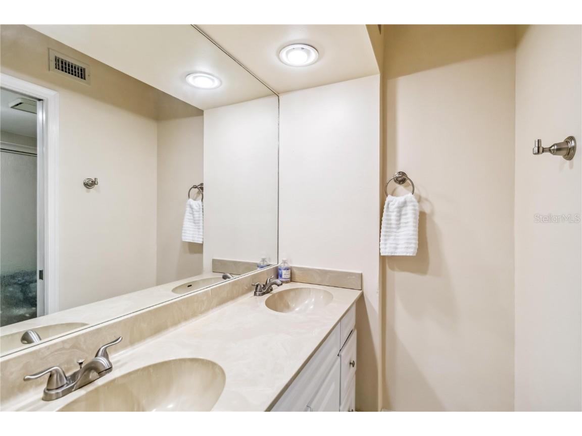 5734 Ashton Lake Drive #7 Sarasota FL 34231 - ASHTON LAKES A4654867 image18