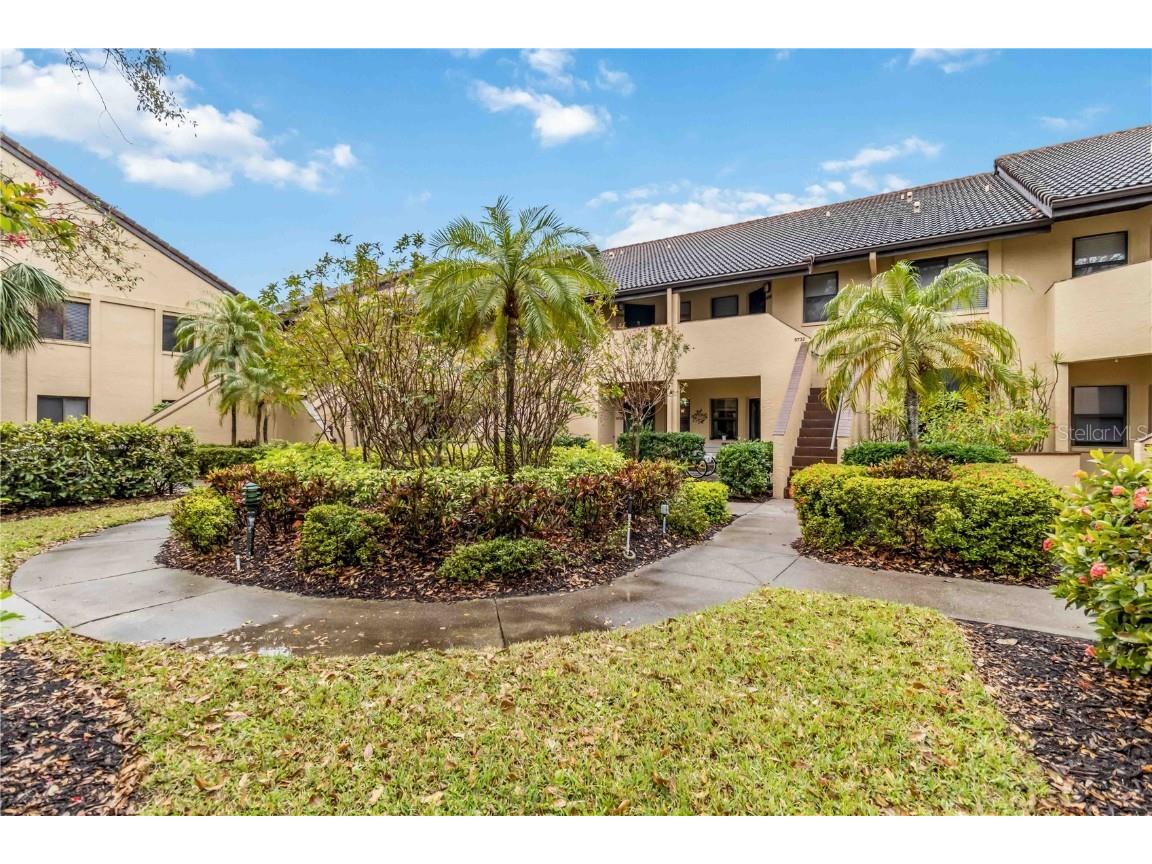 5734 Ashton Lake Drive #7 Sarasota FL 34231 - ASHTON LAKES A4654867 image4