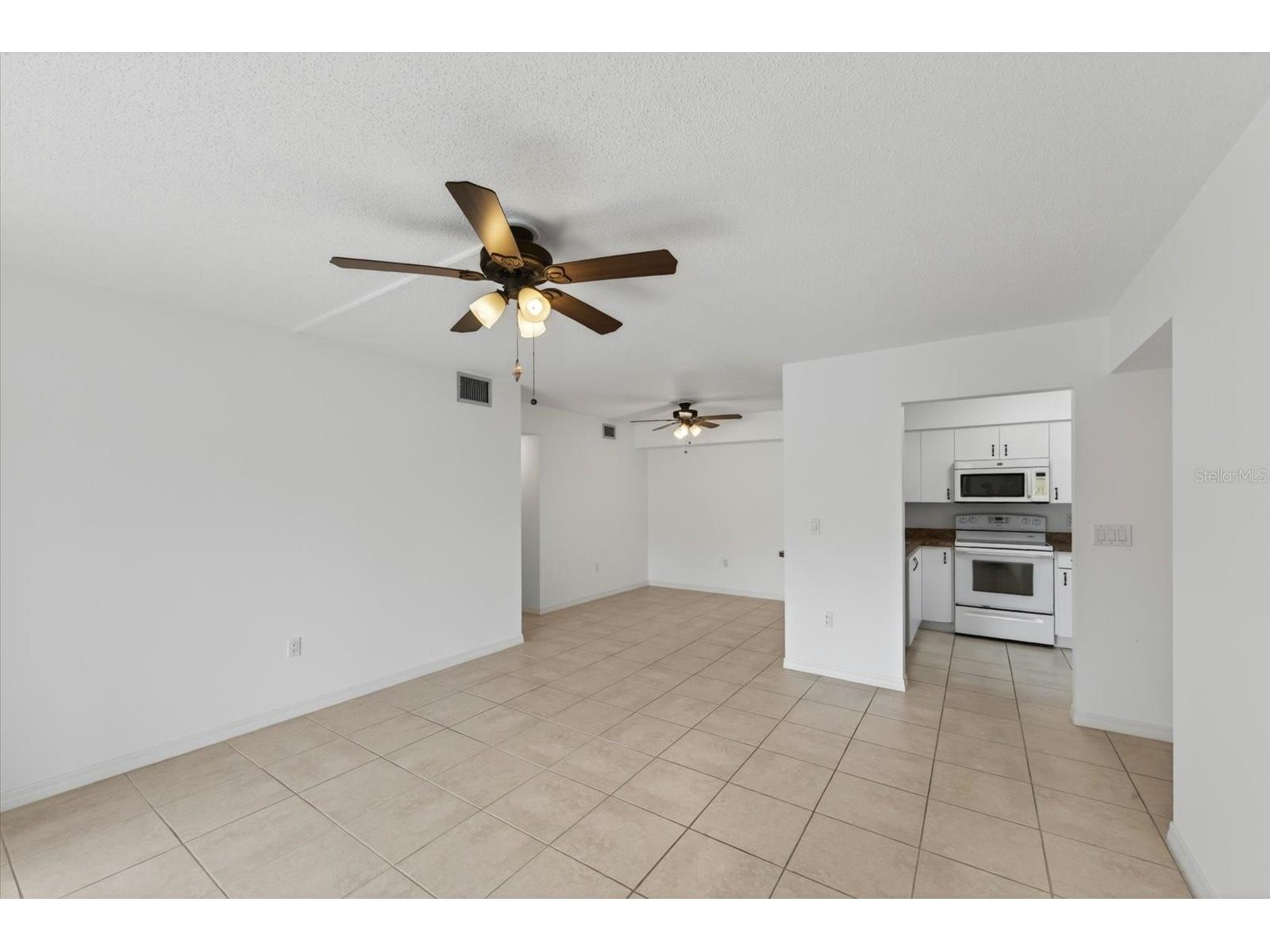 5735 Gardens Drive #5735 Sarasota FL 34243 A4692452 image12