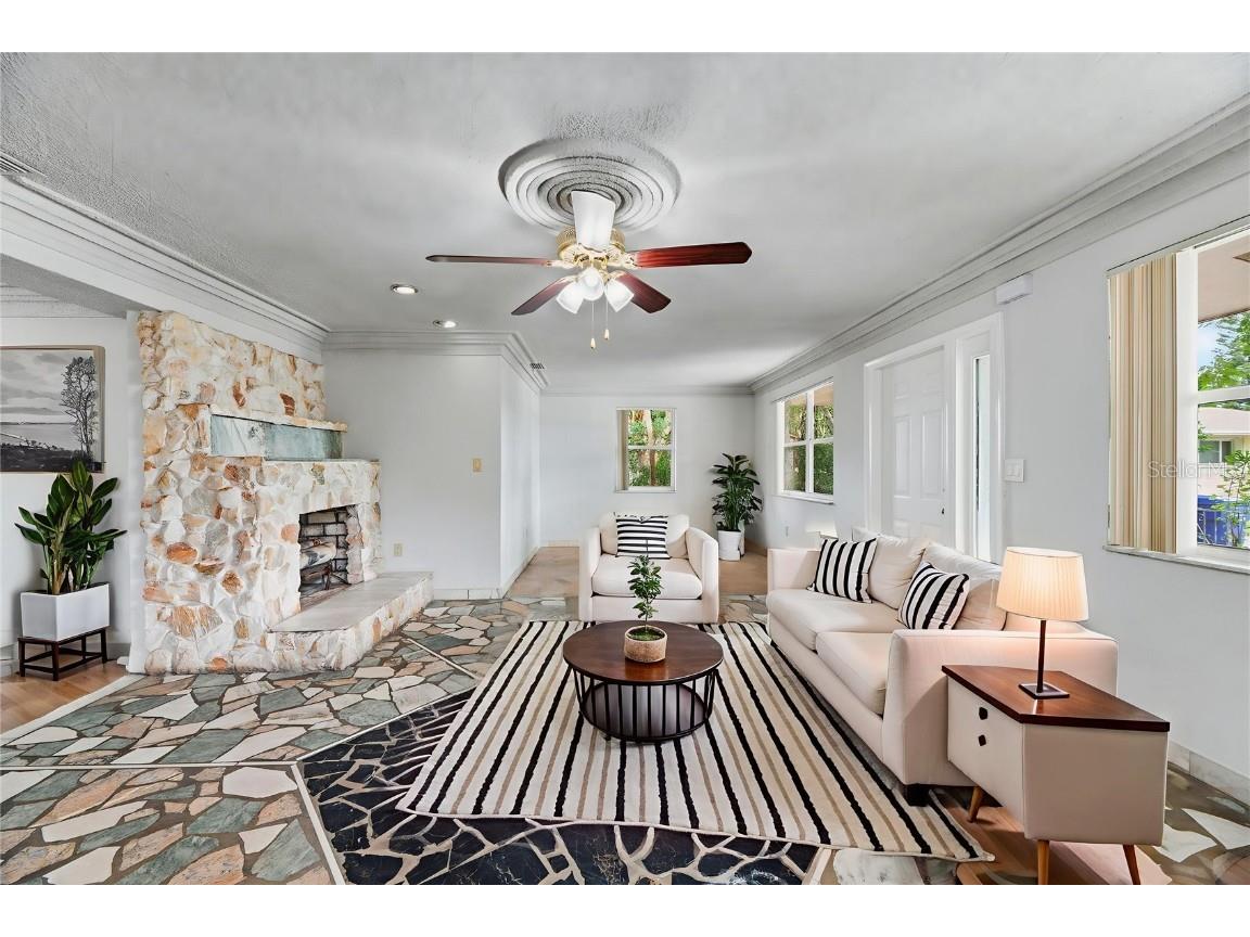 5735 Hayes Street Hollywood FL 33021 O6362092 image2