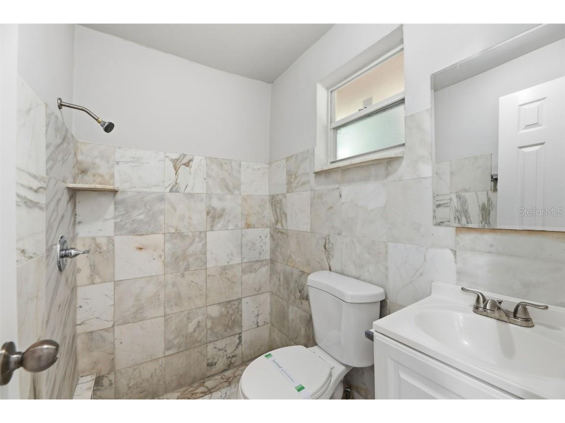 5735 Hayes Street Hollywood FL 33021 O6362092 image27