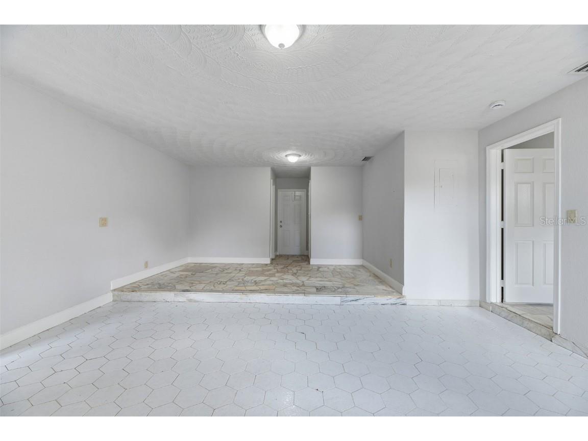 5735 Hayes Street Hollywood FL 33021 O6362092 image30