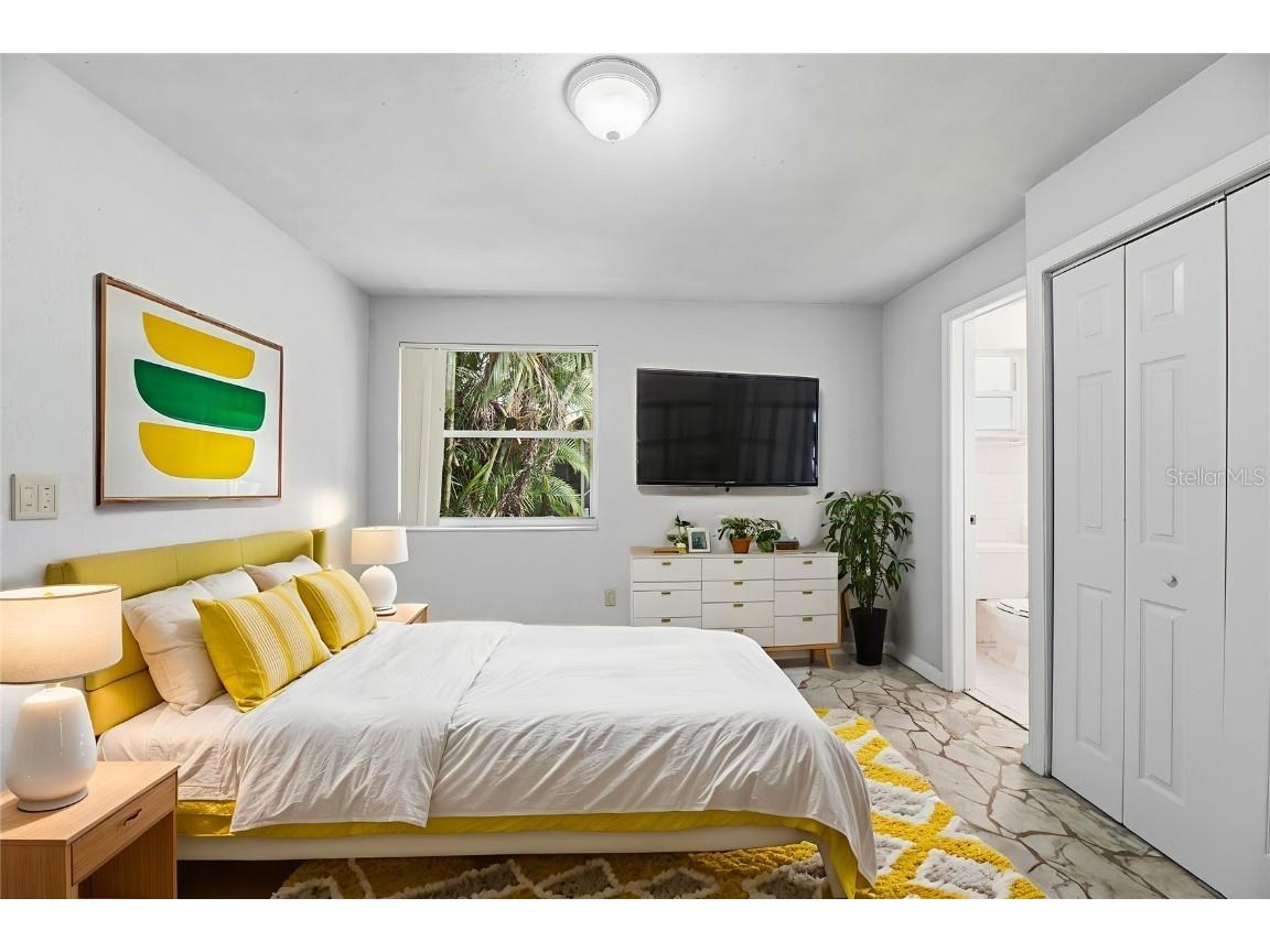 5735 Hayes Street Hollywood FL 33021 O6362092 image8