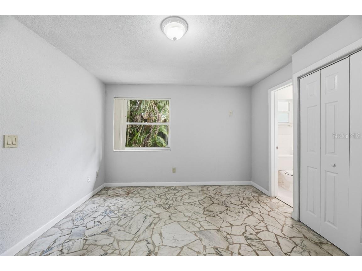 5735 Hayes Street Hollywood FL 33021 O6362092 image9