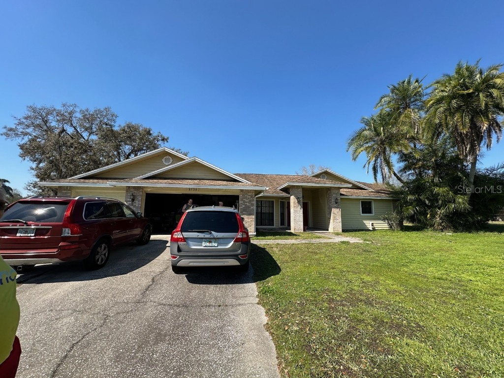 5735 Marie Drive Zephyrhills FL 33541 J973355 image1
