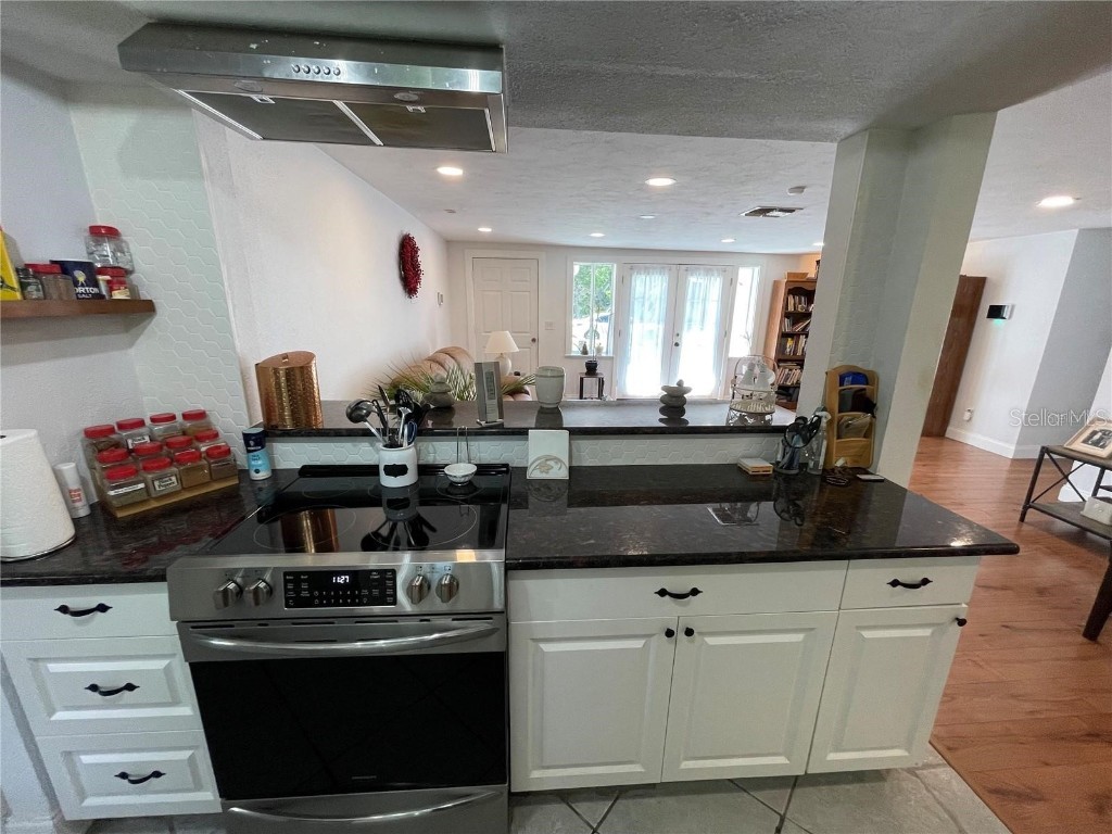 5736 Colonial Drive New Port Richey FL 34653 W7874655 image12