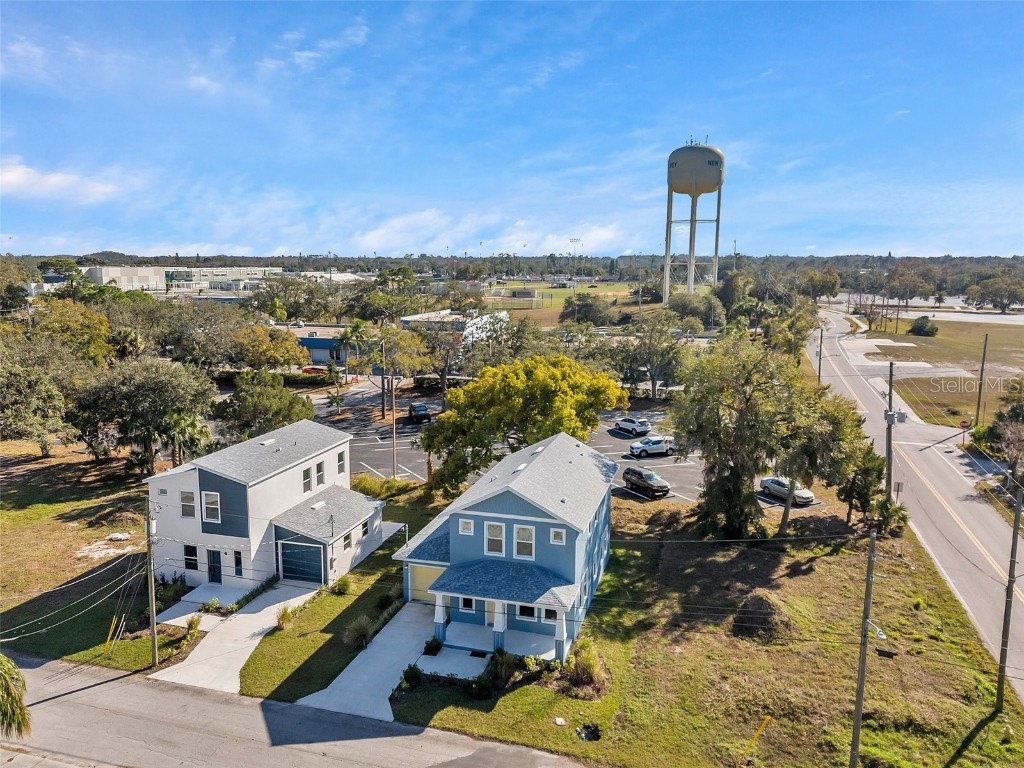 5736 Meadowlane Street New Port Richey FL 34652 W7873692 image1