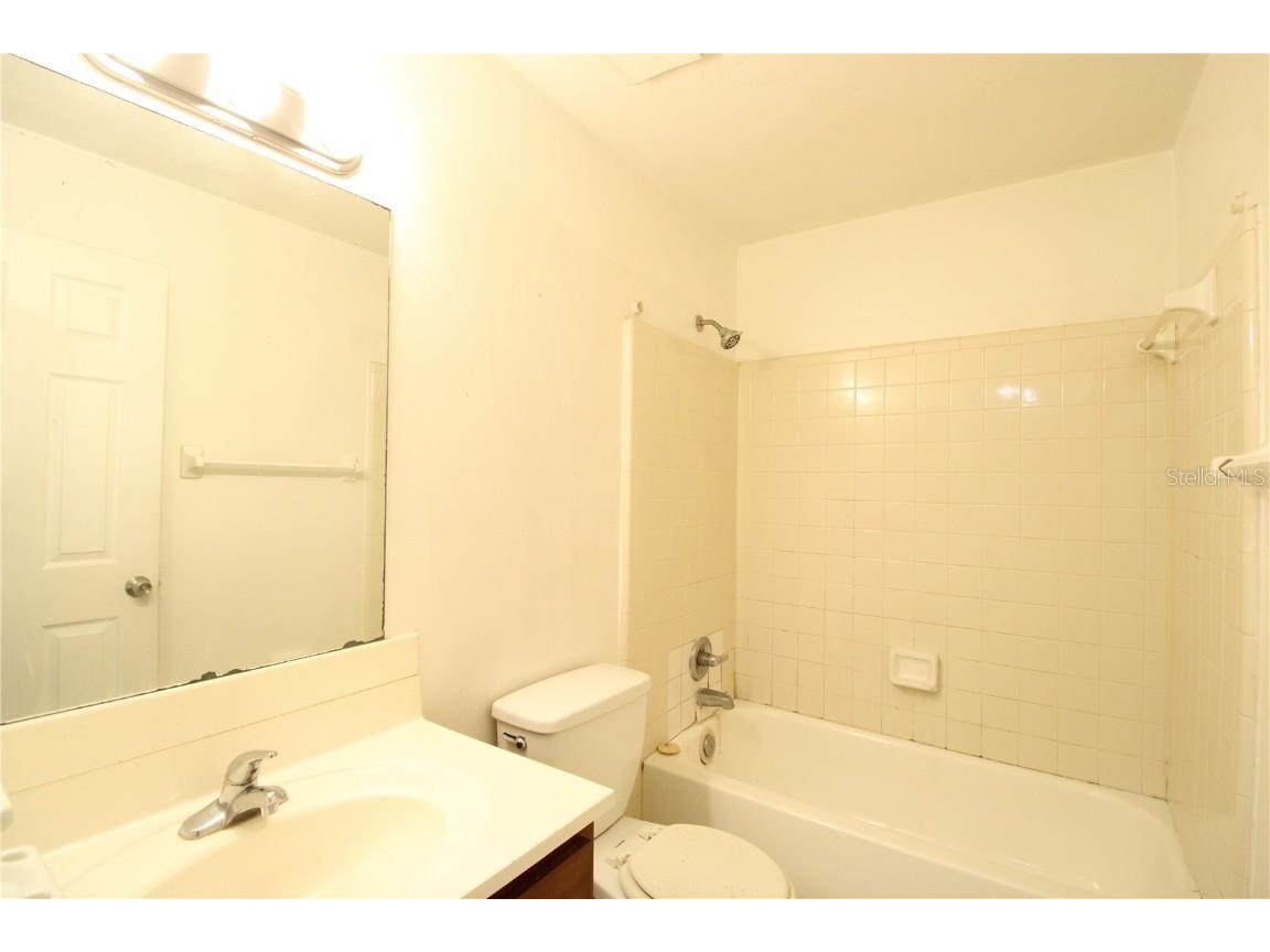 5736 NW 25th Terrace Gainesville FL 32653 GC535975 image6