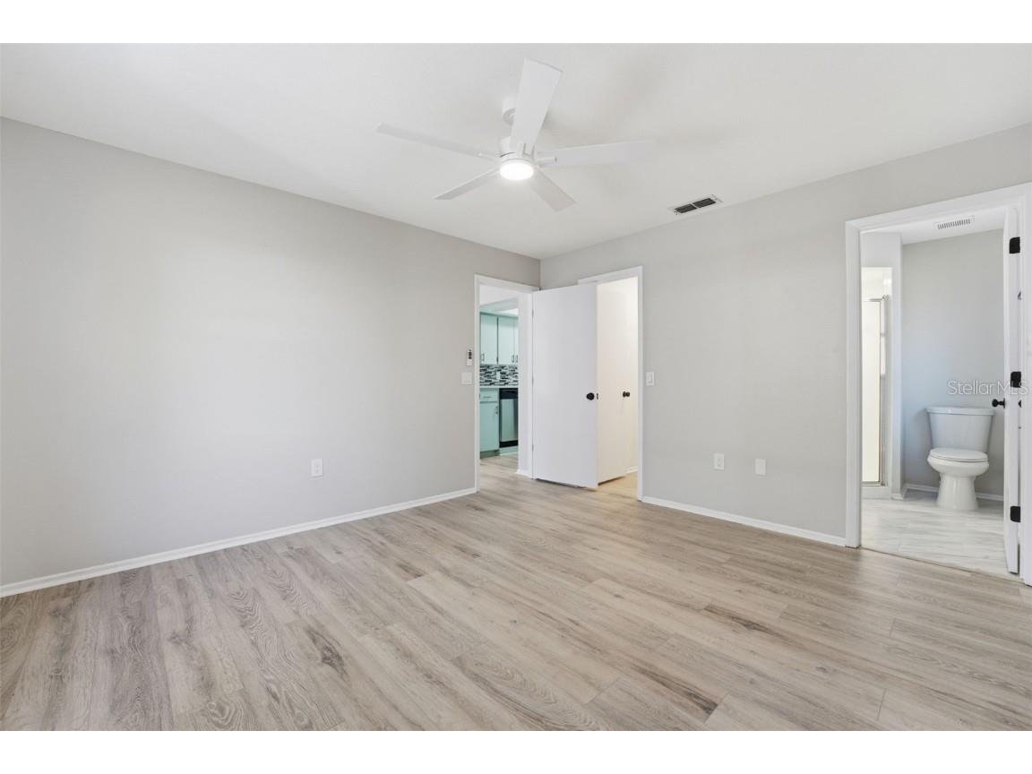 5737 Deer Hollow Lane W Sarasota FL 34232 L4957979 image10