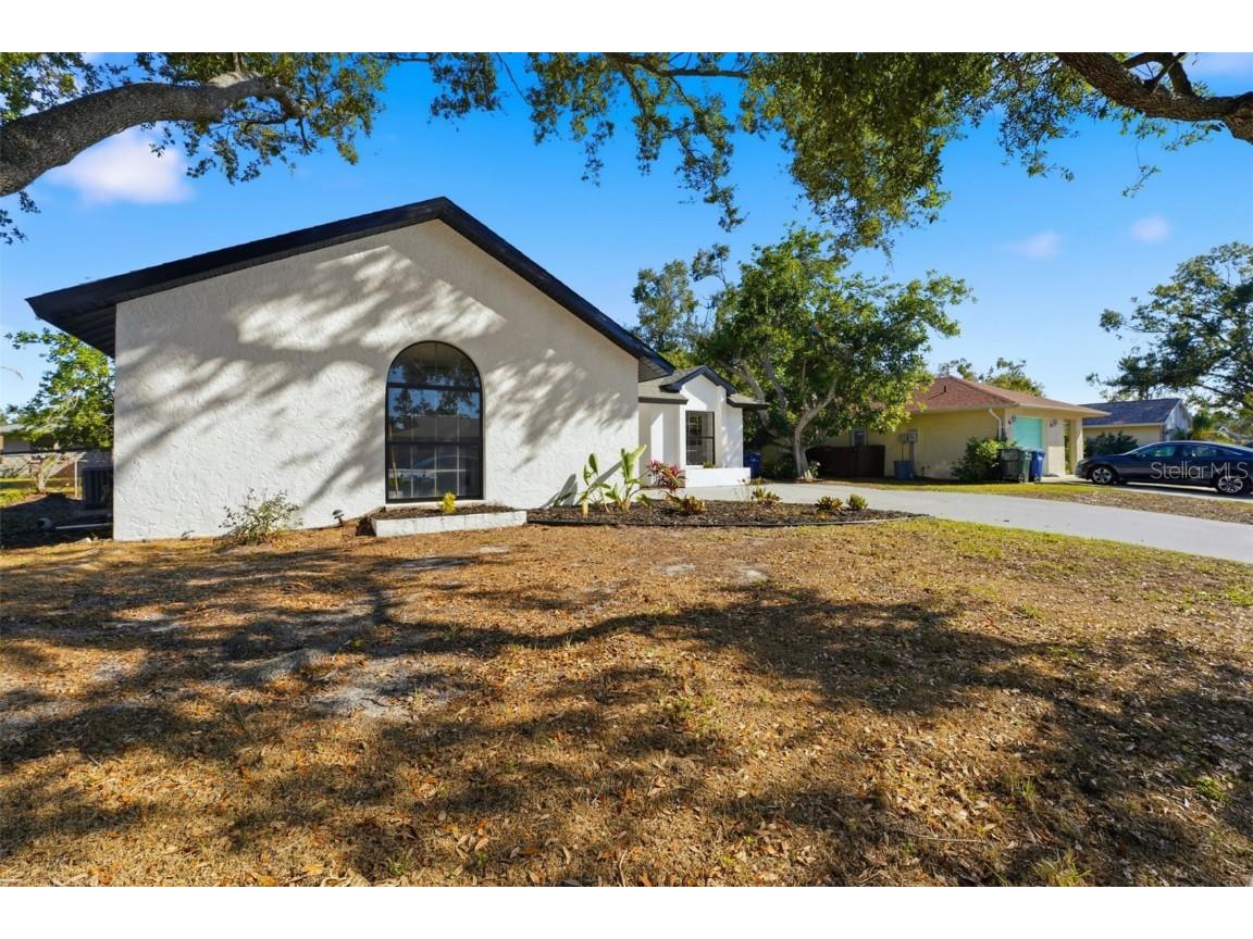 5737 Deer Hollow Lane W Sarasota FL 34232 L4957979 image20