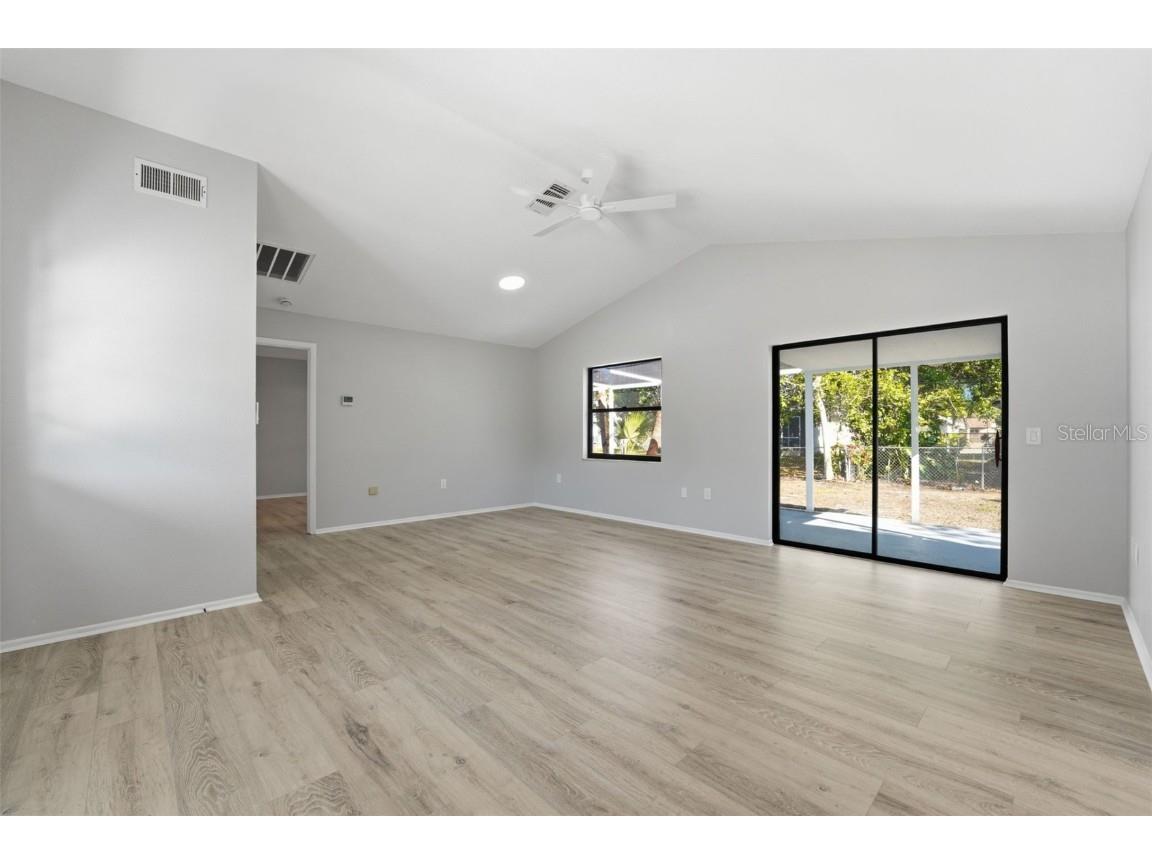 5737 Deer Hollow Lane W Sarasota FL 34232 L4957979 image8