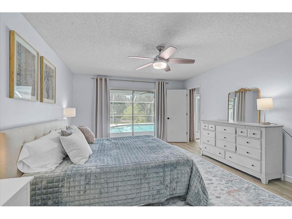 5737 Forester Lake Drive Sarasota FL 34243 A4695165 image18