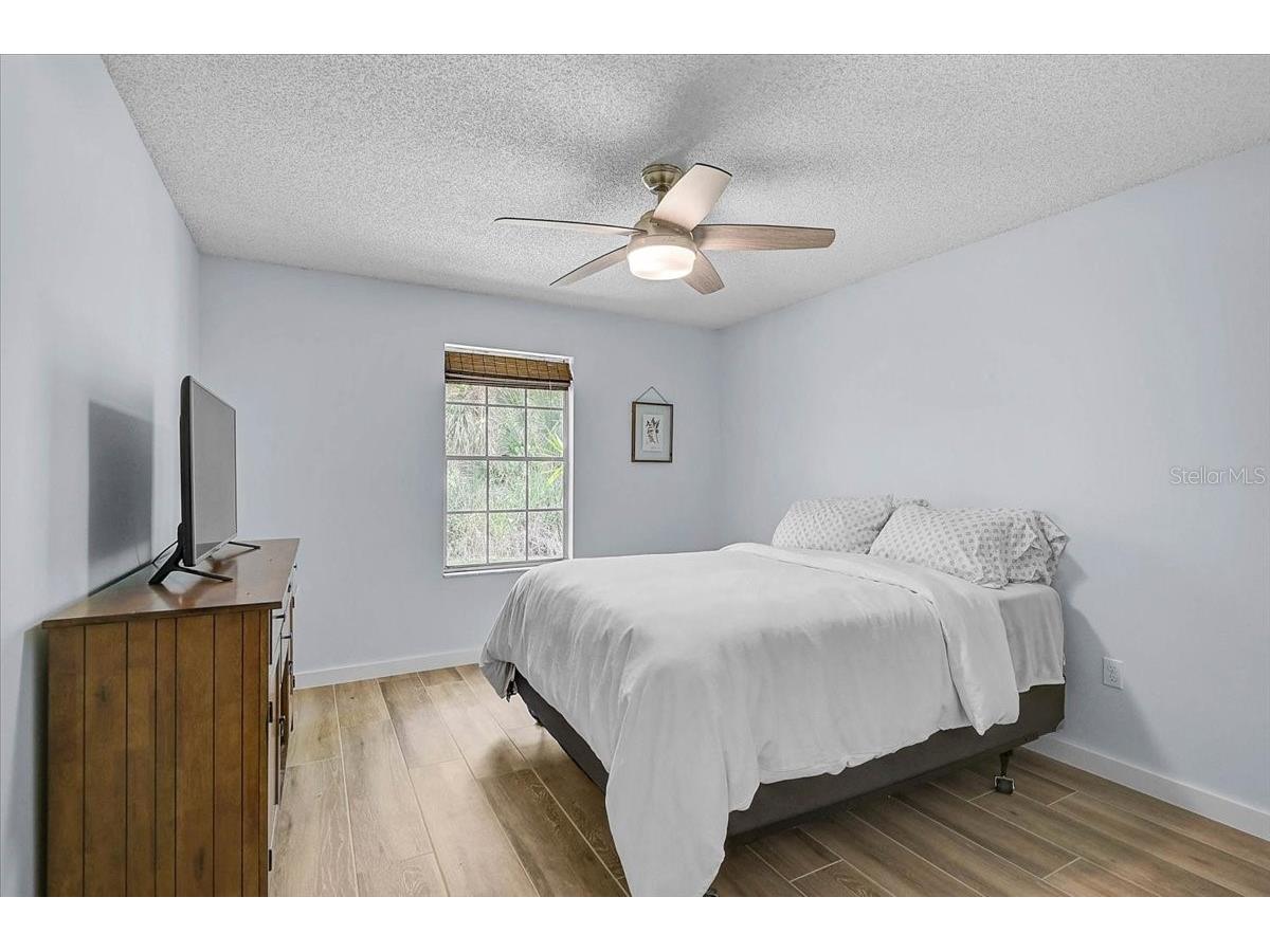 5737 Forester Lake Drive Sarasota FL 34243 A4695165 image22