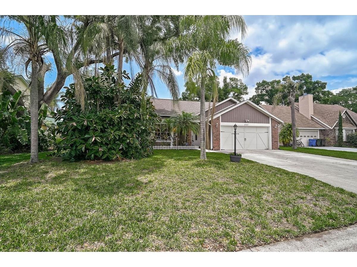 5737 Forester Lake Drive Sarasota FL 34243 A4695165 image37