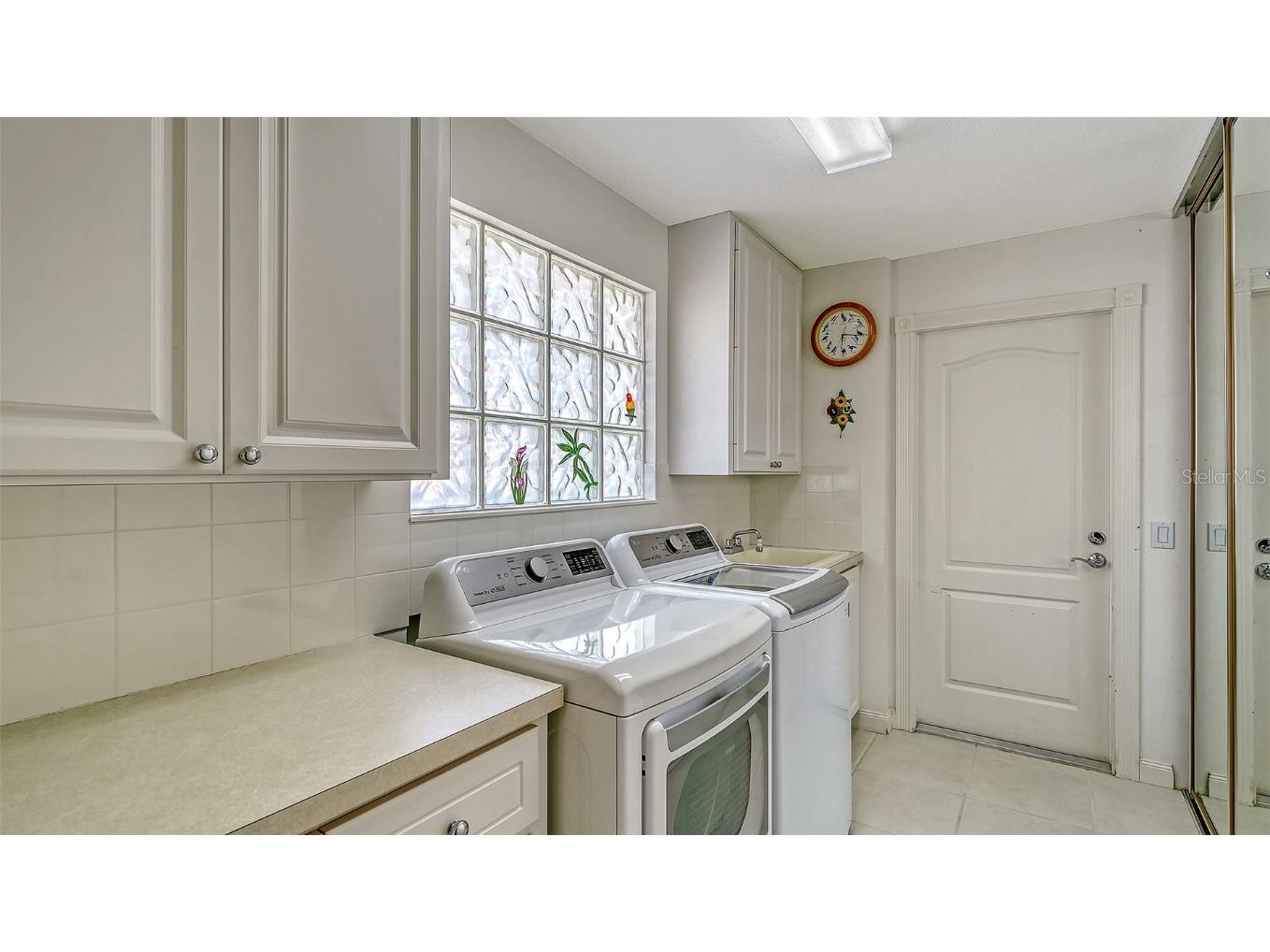 5737 Ivrea Drive Sarasota FL 34238 A4658726 image26