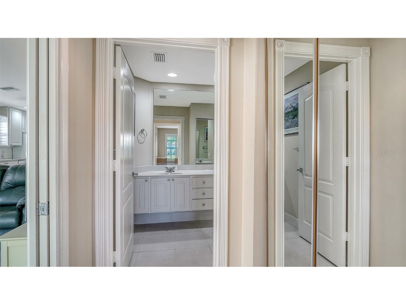 5737 Ivrea Drive Sarasota FL 34238 A4658726 image76