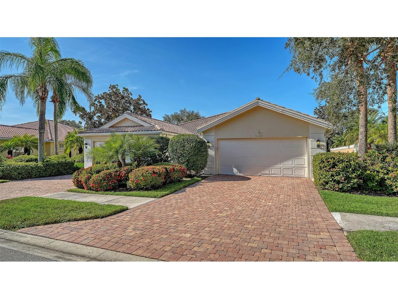 5737 Ivrea Drive Sarasota FL 34238 A4658726 image8