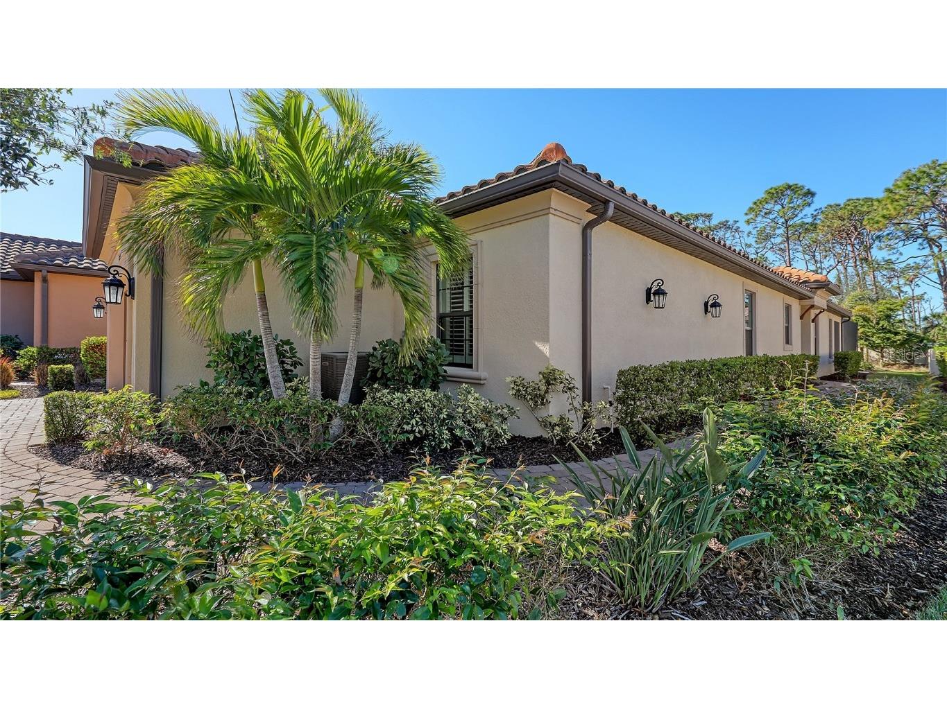 5737 Semolino Street Nokomis FL 34275 A4662426 image1