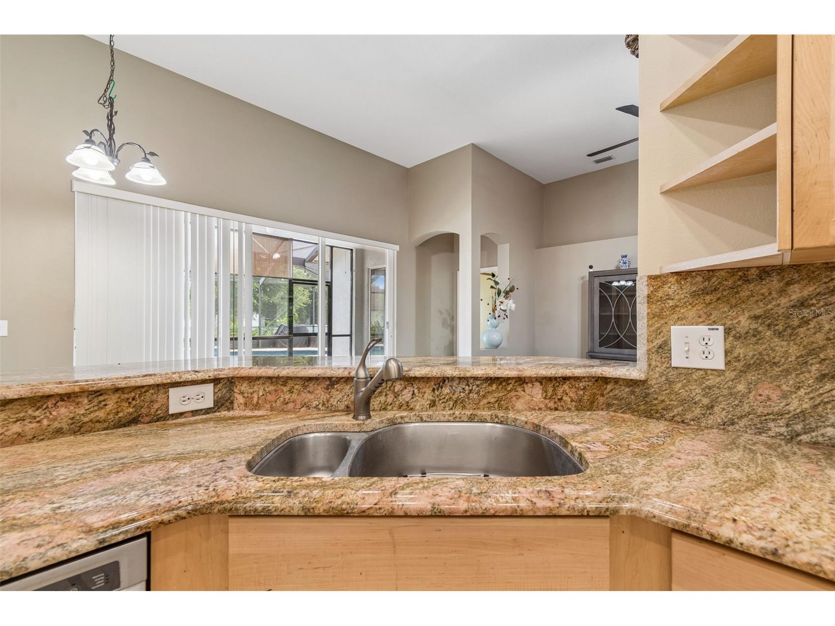 5737 Wynstone Lane Zephyrhills FL 33541 V4950092 image14