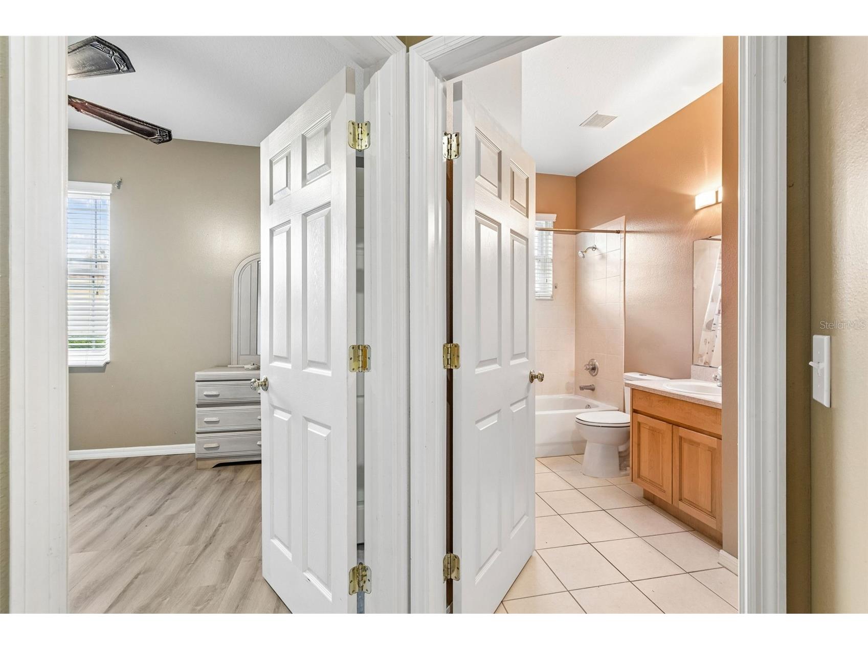 5737 Wynstone Lane Zephyrhills FL 33541 V4950092 image32