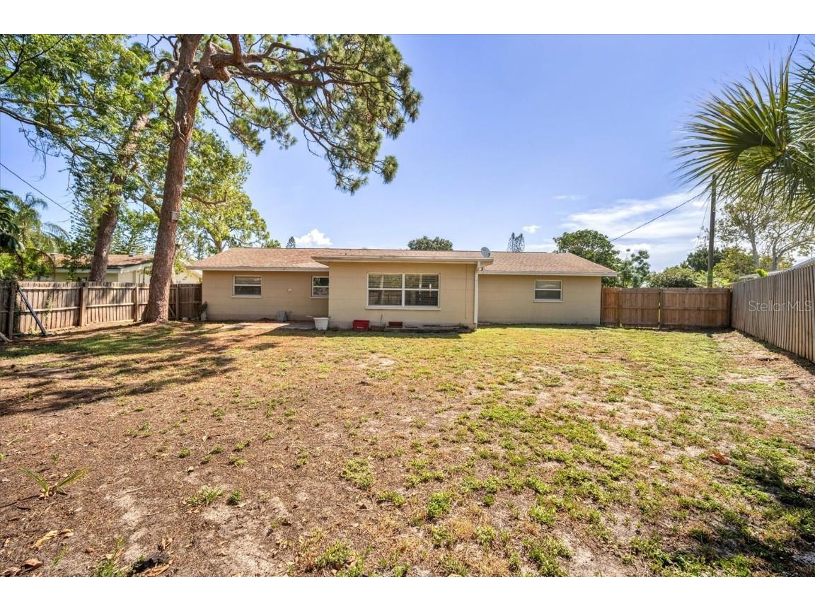 5738 Antilles Drive Sarasota FL 34231 A4662529 image25