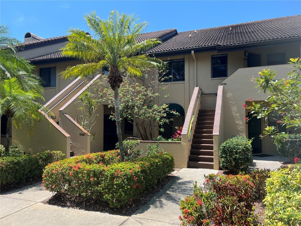 5738 Ashton Lake Drive #5 Sarasota FL 34231 - ASHTON LAKES A4567544 image1