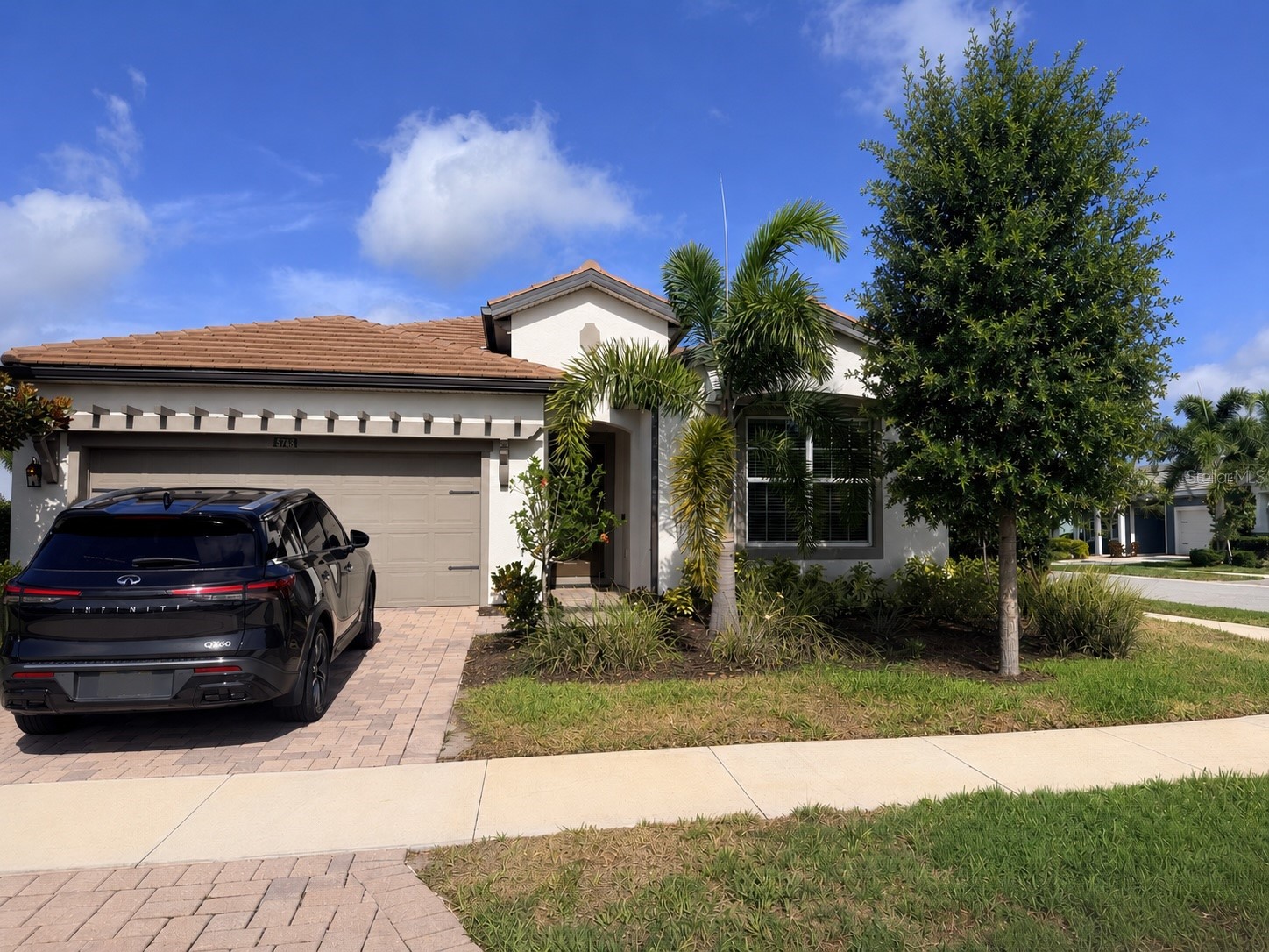 5738 Long Shore Loop Sarasota FL 34238 A4694892 image1