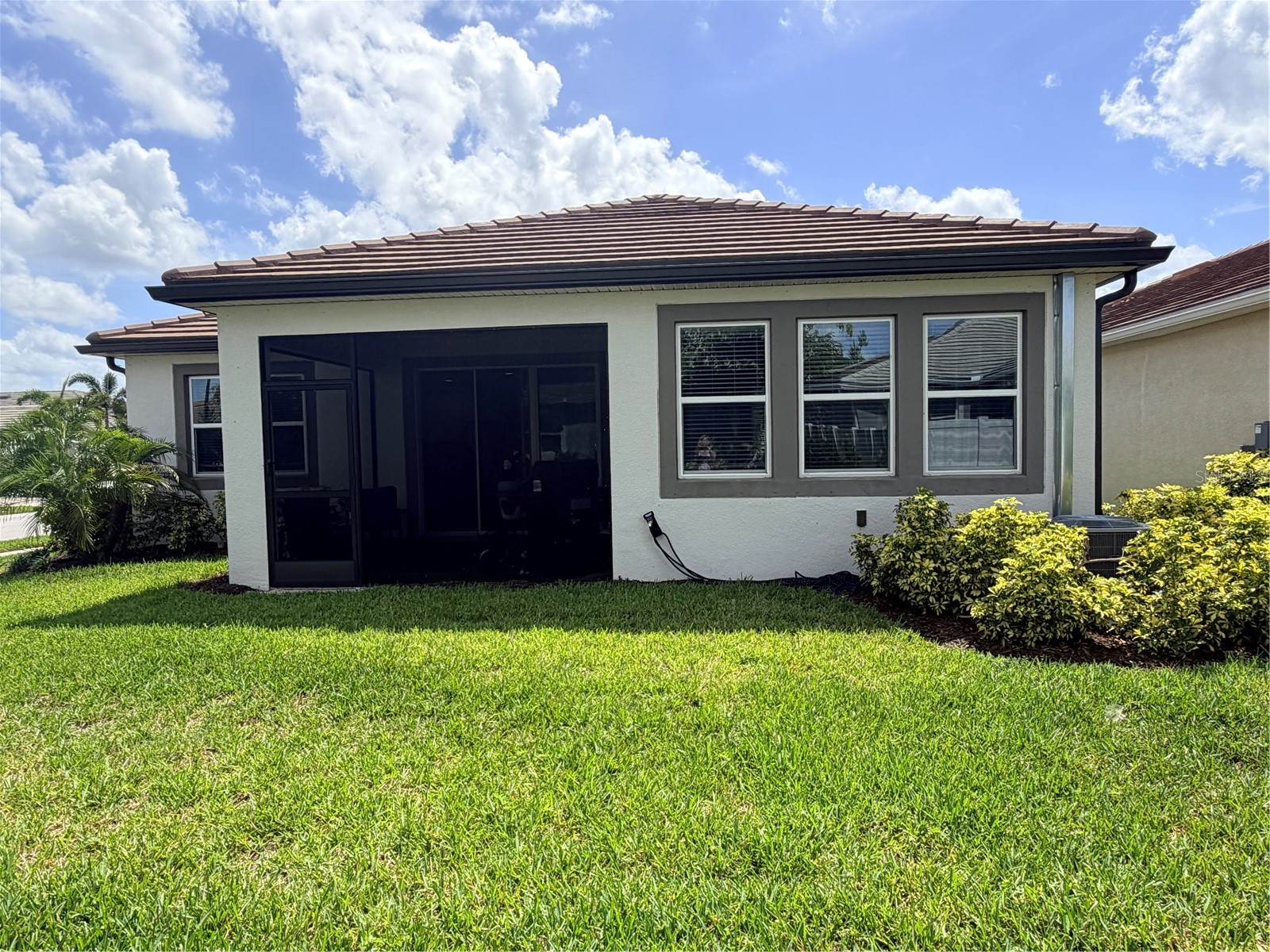 5738 Long Shore Loop Sarasota FL 34238 A4694892 image2
