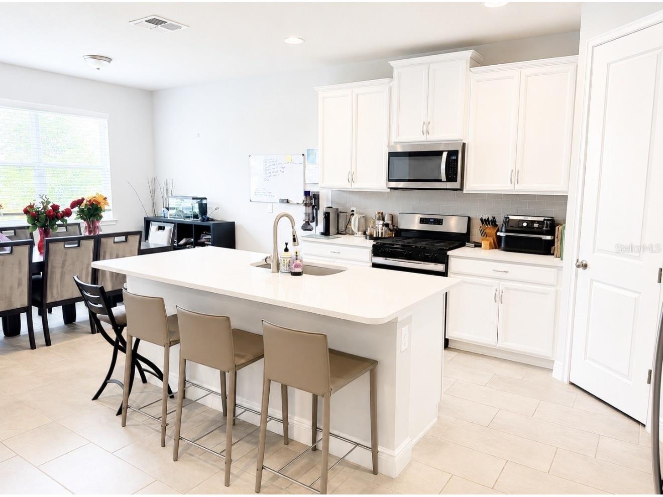 5738 Long Shore Loop Sarasota FL 34238 A4694892 image4