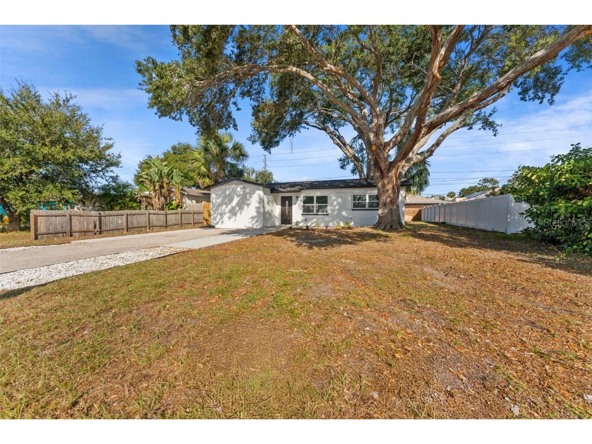 5739 Dartmouth Avenue N Saint Petersburg FL 33710 TB8447658 image10