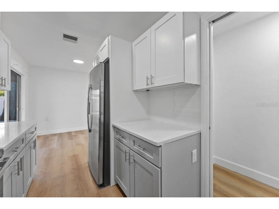 5739 Dartmouth Avenue N Saint Petersburg FL 33710 TB8447658 image13